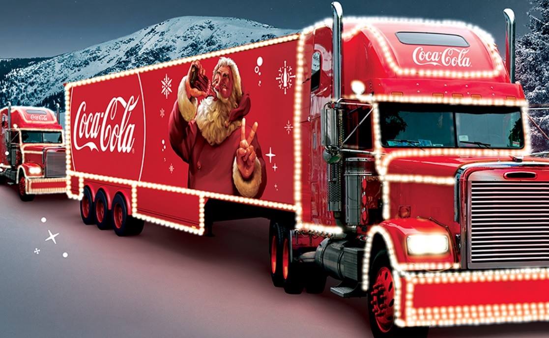Песня радость к нам приходит. Грузовик Кока кола сбоку. Новогодний грузовик Кока-кола. Реклама Кока-кола Новогодняя. Машина Кока кола Новогодняя.
